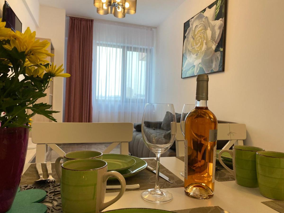 Studios & Apartments Palas By Glam Apartments Iasi Exteriör bild