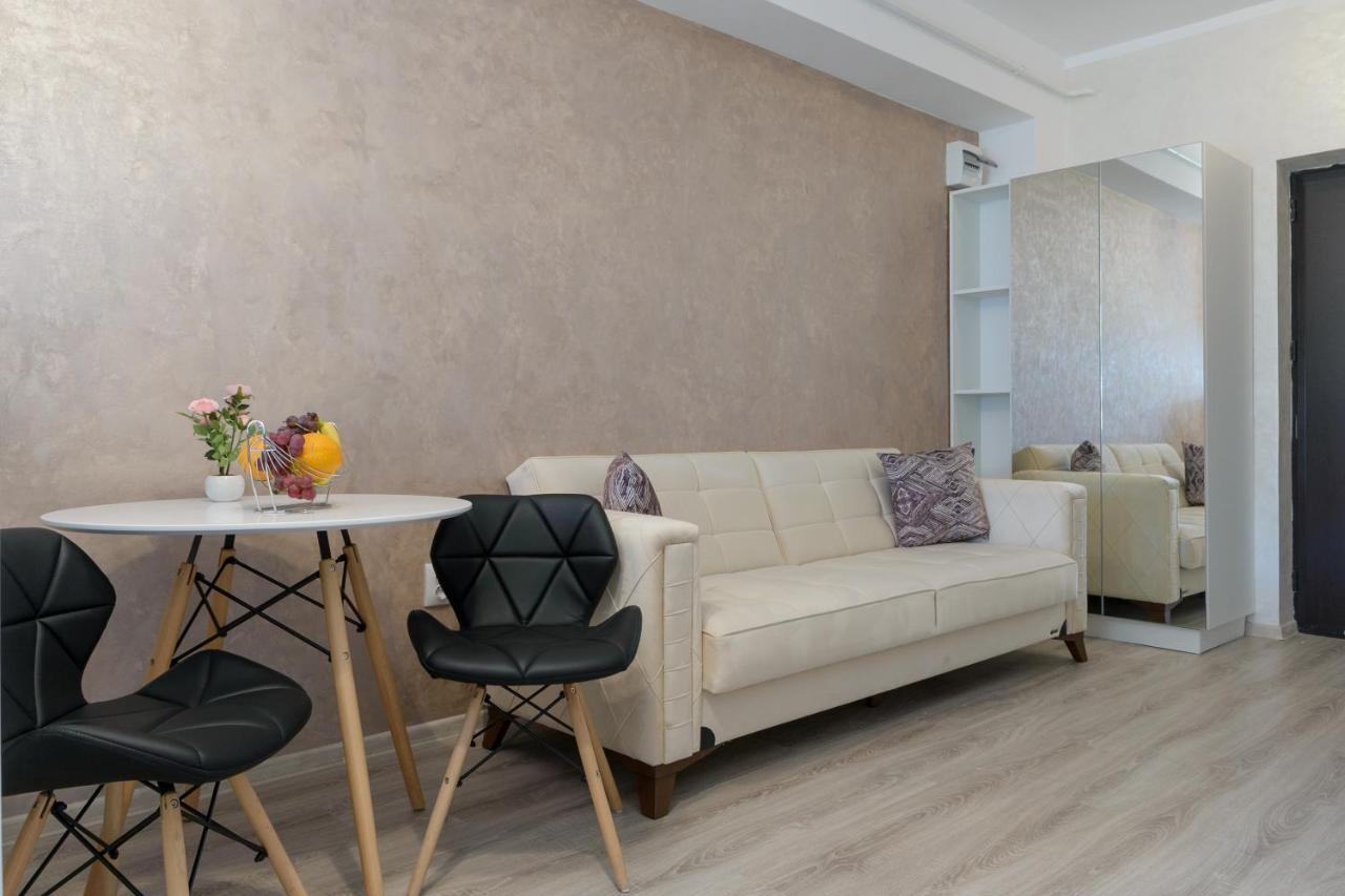 Studios & Apartments Palas By Glam Apartments Iasi Exteriör bild