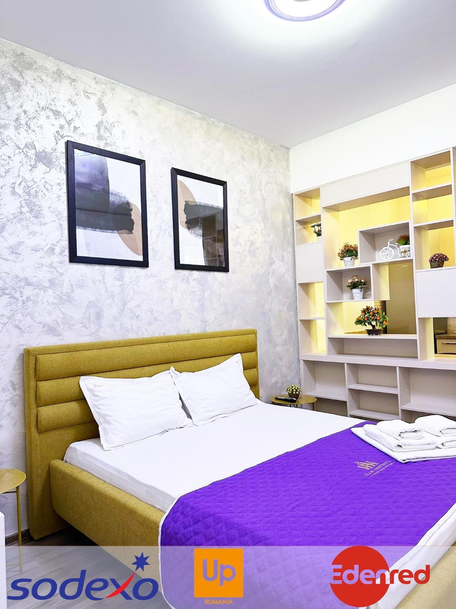 Studios & Apartments Palas By Glam Apartments Iasi Exteriör bild